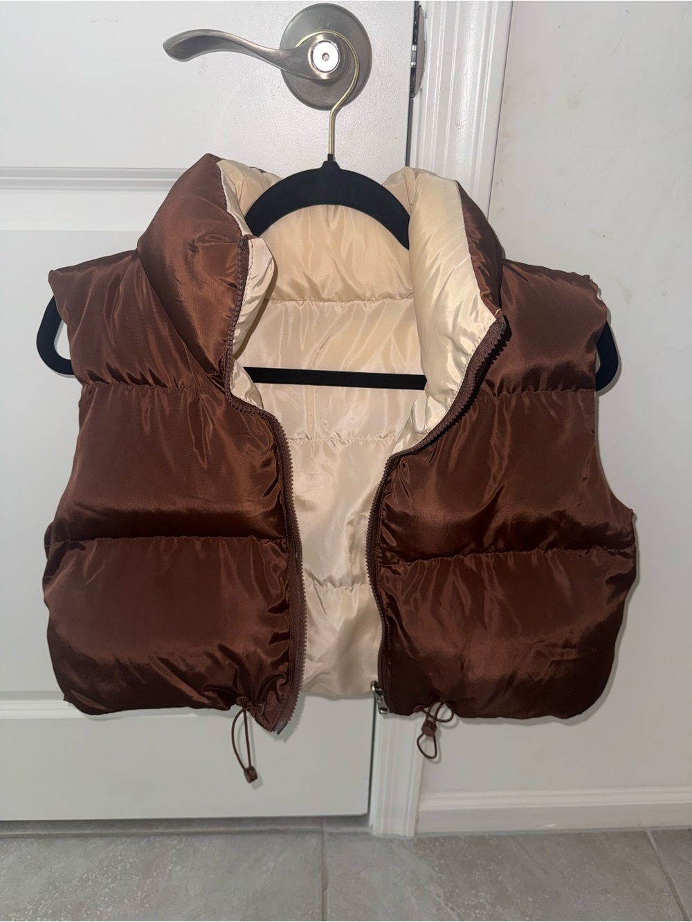 H&M Brown Puffer Vest with Cream Interior - Women's Jacket & Coat